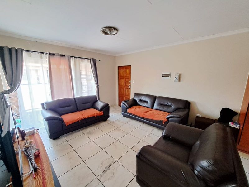 Affordable 3-Bedroom!! - Photo 3