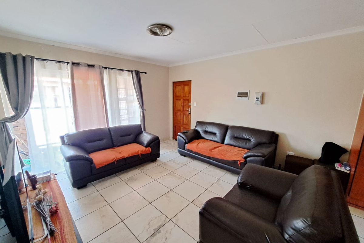 Affordable 3-Bedroom!! - Photo 3