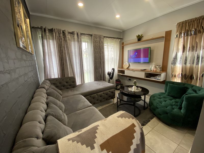 Modern 3-Bedroom House in Capital View Estate – Perfect for a Small Family or Couple - Photo 6