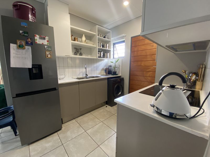 Modern 3-Bedroom House in Capital View Estate – Perfect for a Small Family or Couple - Photo 3