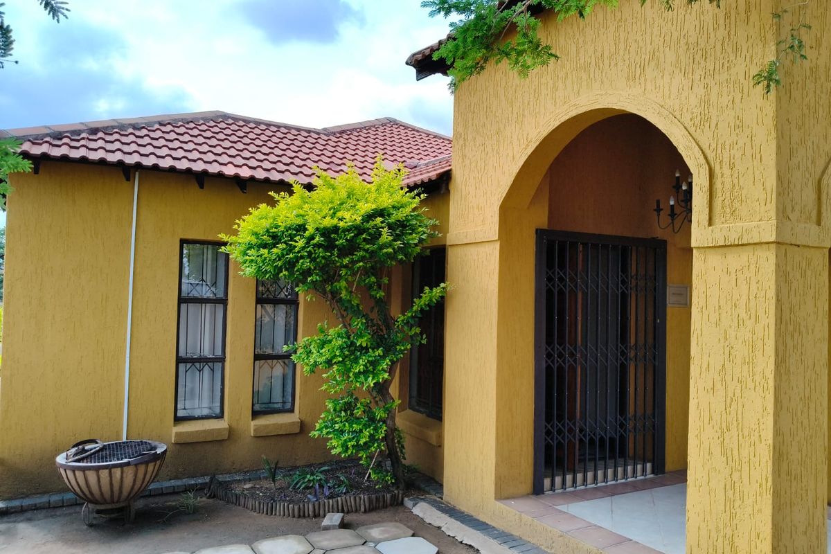 PRESTIGIOUS LUXURY GUESTHOUSE - Photo 3