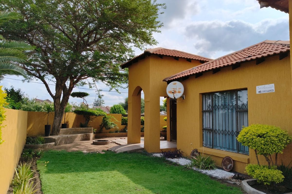 PRESTIGIOUS LUXURY GUESTHOUSE - Photo 2