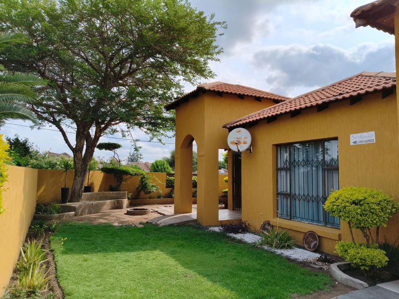 PRESTIGIOUS LUXURY GUESTHOUSE - Photo 2