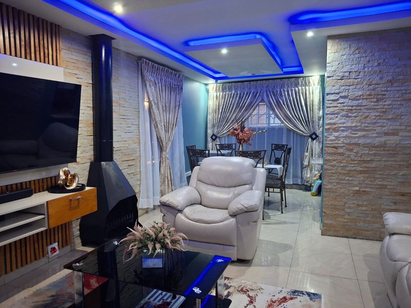 Freehold For Sale In Secunda - Photo 7