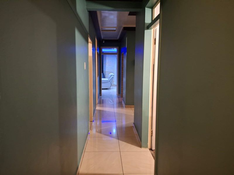 Freehold For Sale In Secunda - Photo 5