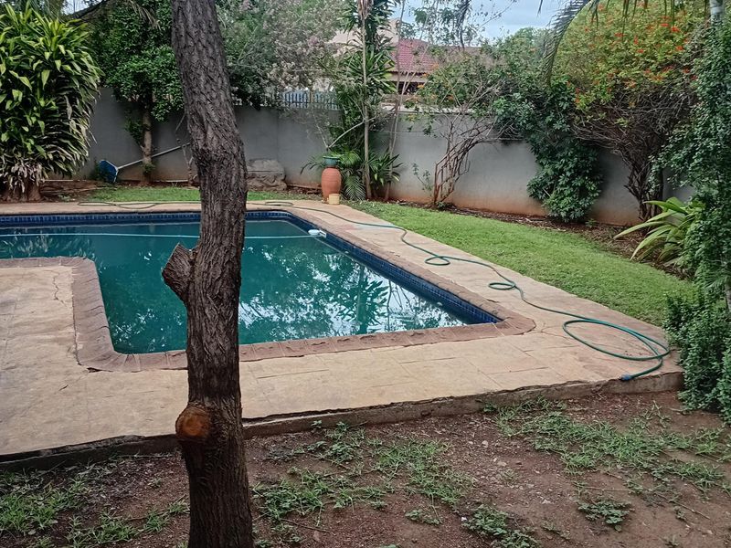 A charming Victorian style gem. - Photo 8