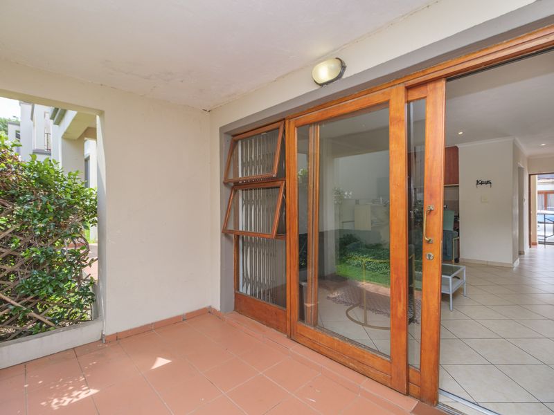 Prime Ground-Floor Apartment with 2 Bedrooms & 2 Bathrooms in Secure Complex - Photo 10