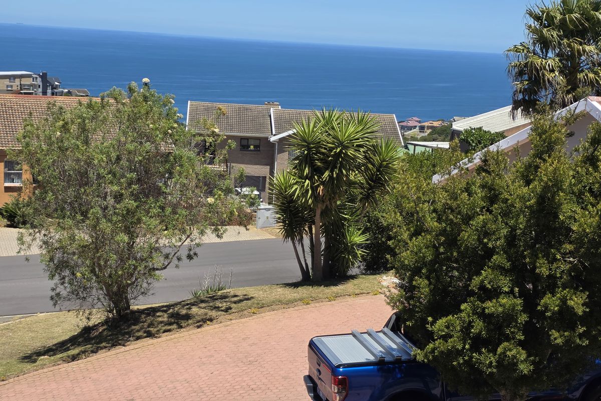 A beautifully positioned stand in the heart of Dana Bay - Photo 5