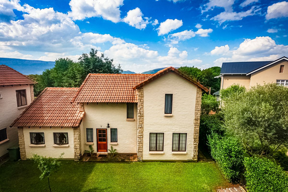 Secure Low-Density Estate Featuring Recreation And Serenity - Photo 4