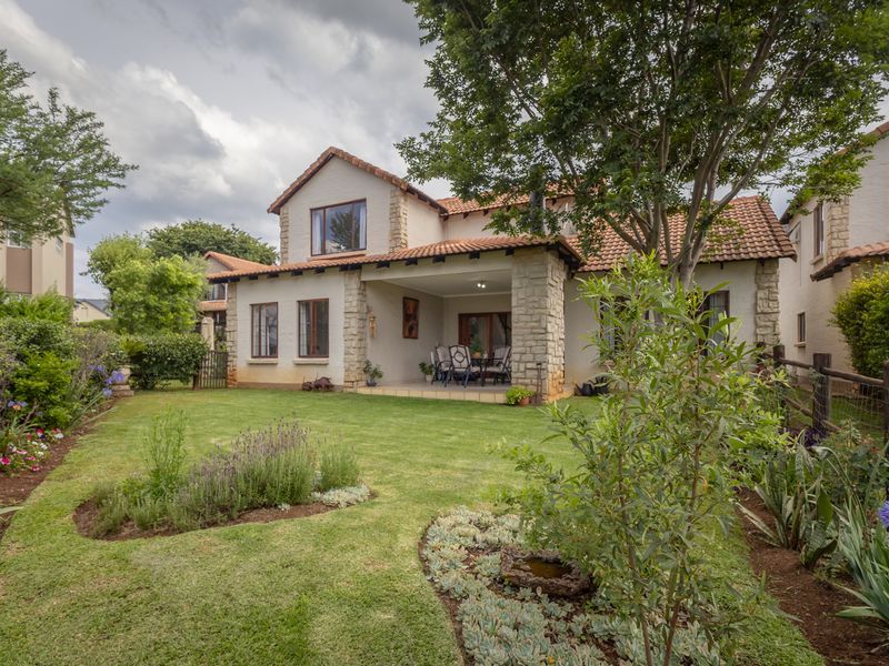 Secure Low-Density Estate Featuring Recreation And Serenity - Photo 2