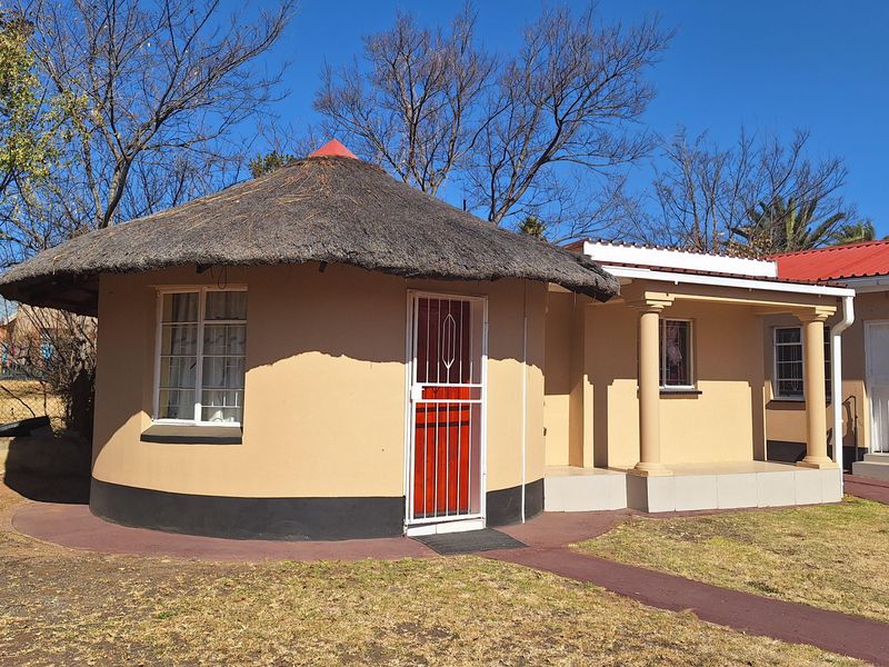 House with 2 flats for sale - Photo 3