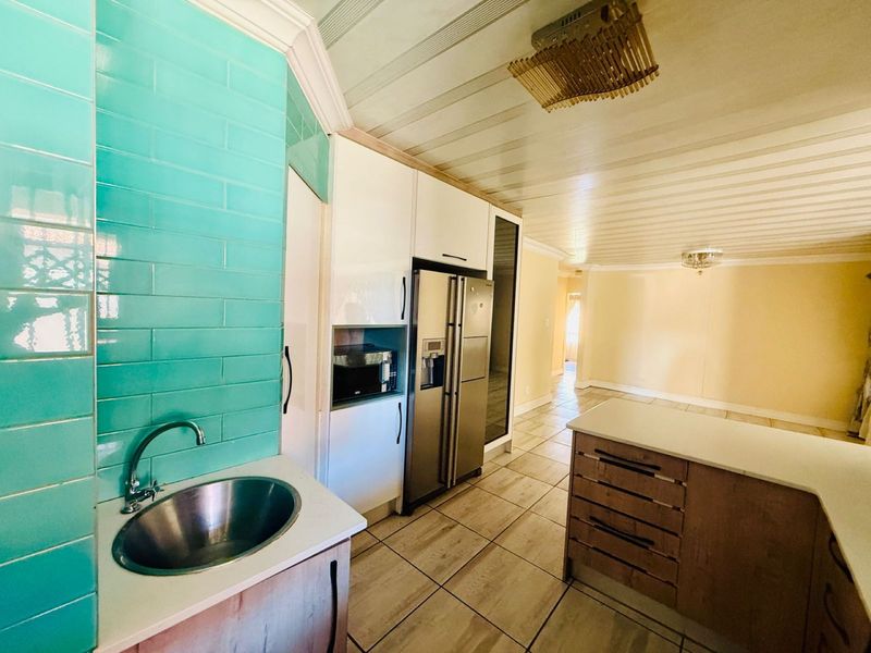 Modern 3-Bedroom Home for Sale in Theresapark - Photo 7