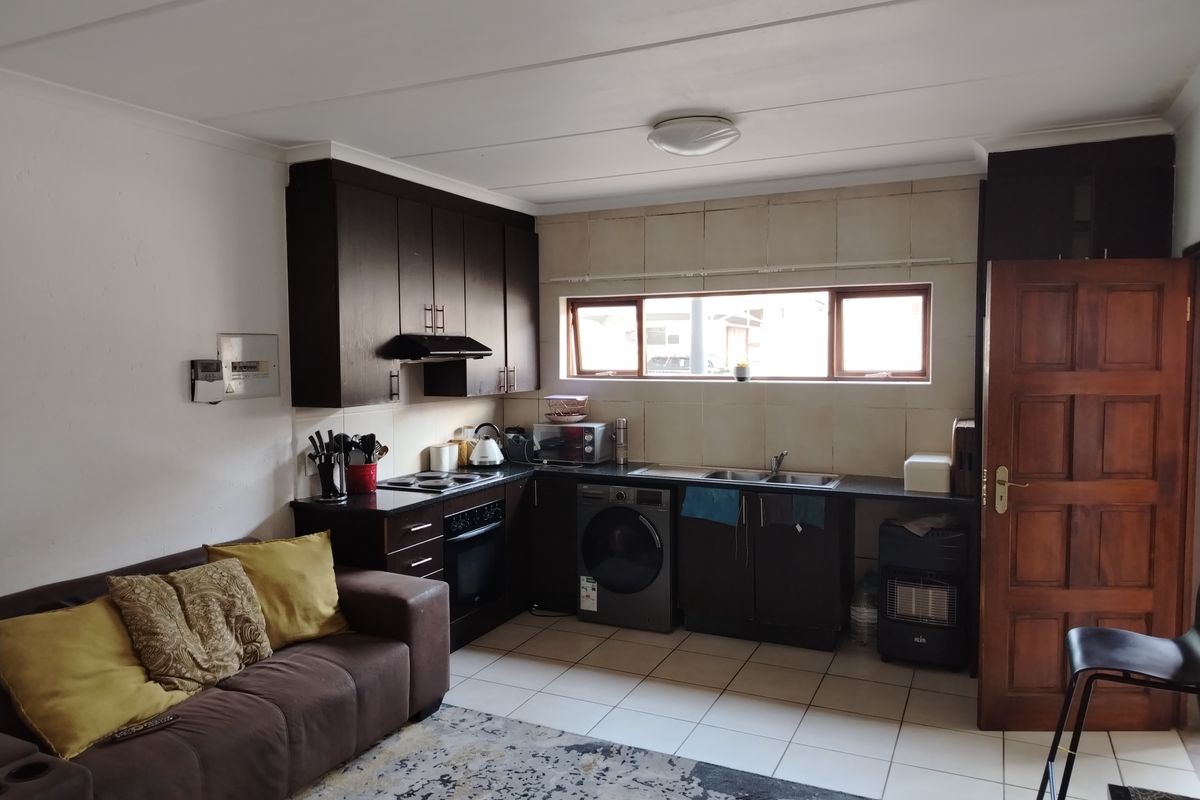 Flat Rental Monthly In Brakpan - Photo 3