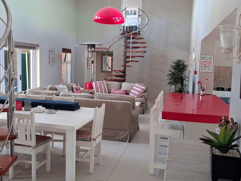 Two Homes, One Thoughtful Coastal Offering - Photo 9