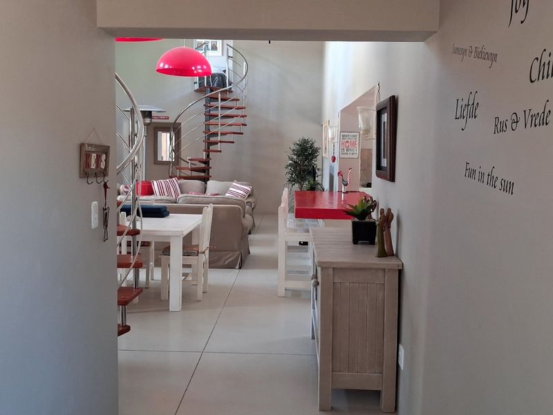 Two Homes, One Thoughtful Coastal Offering - Photo 6