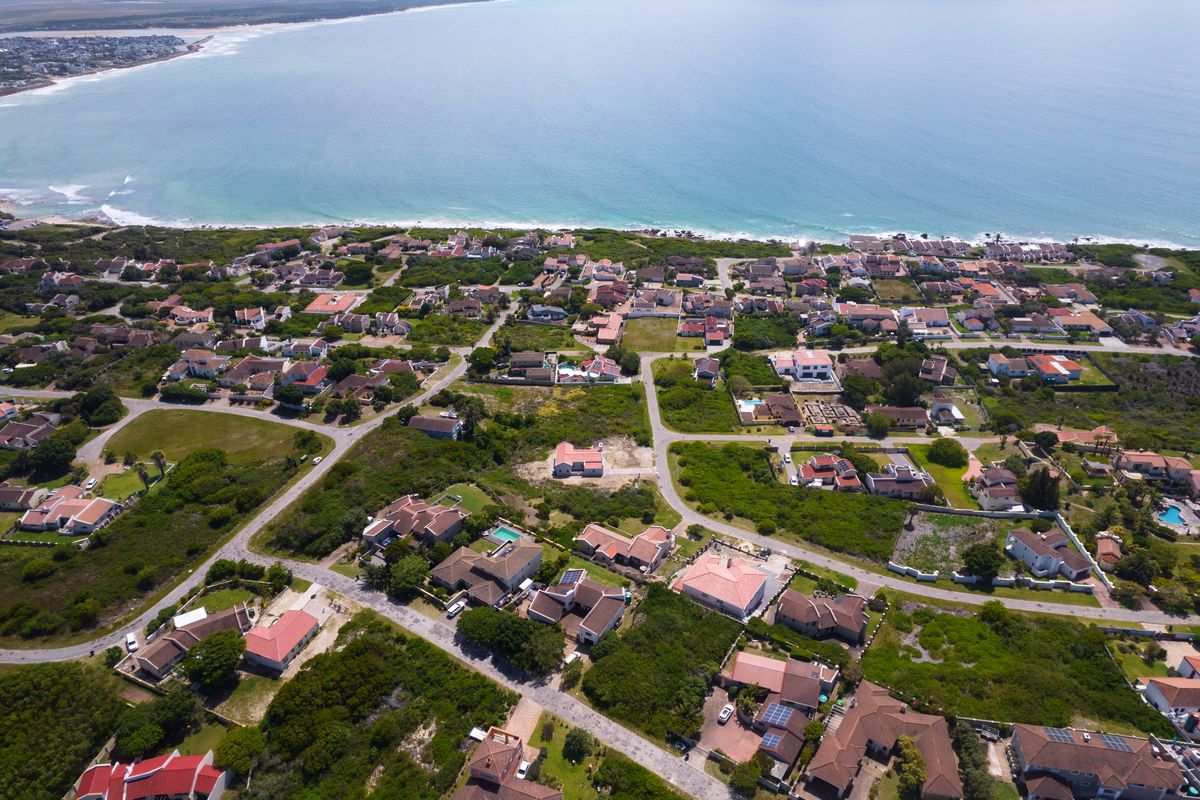 Sea Views - Limit stock! - Photo 4