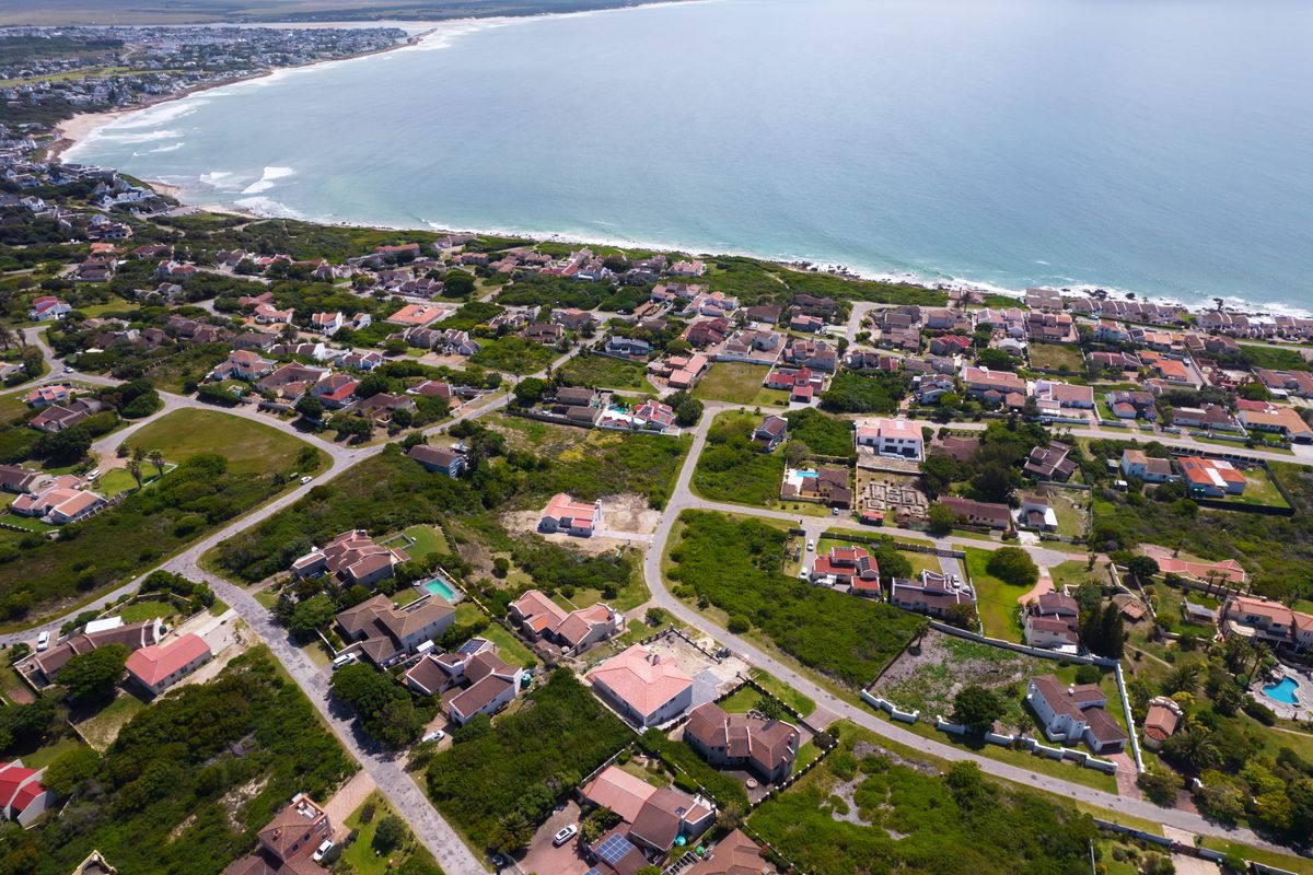 Sea Views - Limit stock! - Photo 5