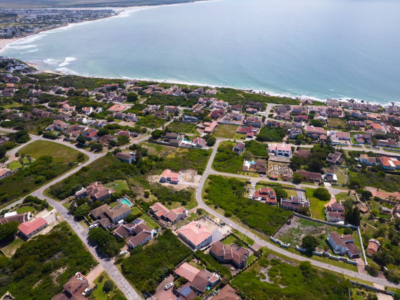 Sea Views - Limit stock! - Photo 5