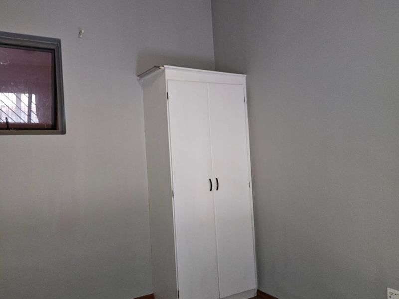 Cozy Bachelor  flat in Riviera close to Steve Biko hospital - Photo 5