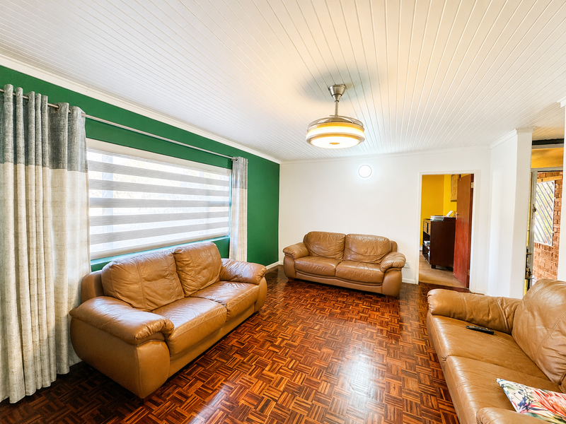Spacious Family Living in a Prime Green Area Location - Photo 3