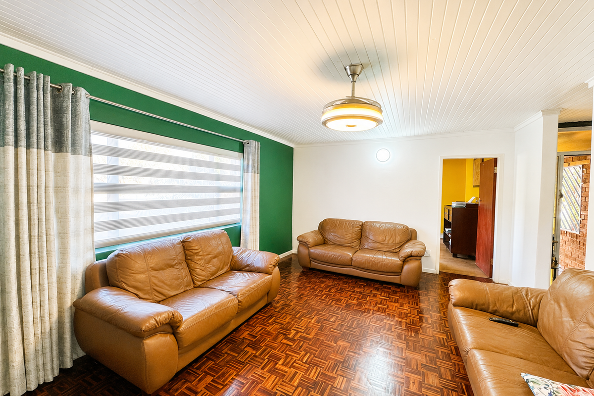 Spacious Family Living in a Prime Green Area Location - Photo 3