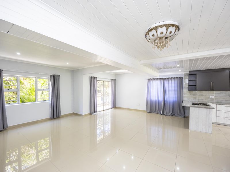 Double-Story, Double Houses, Double the Happiness — Sunnyridge Special!” - Photo 3