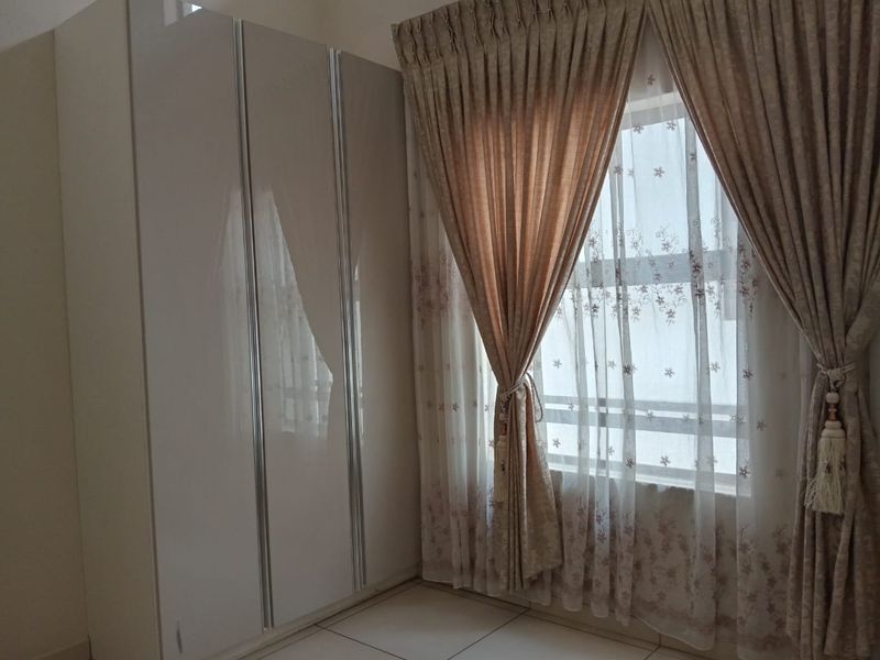 Modern 3-Bedroom Townhouse to Let in Cashan - Photo 8