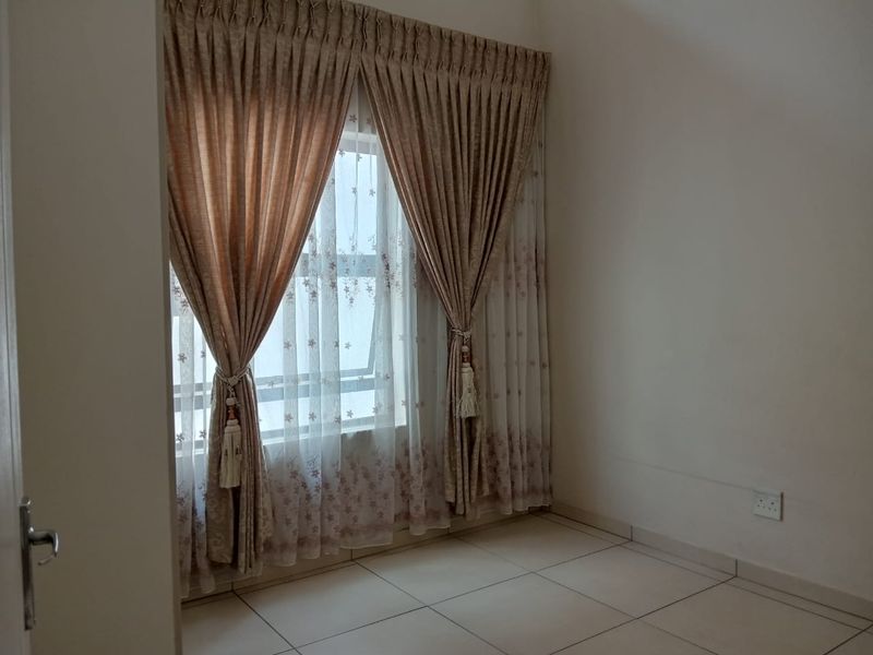 Modern 3-Bedroom Townhouse to Let in Cashan - Photo 7