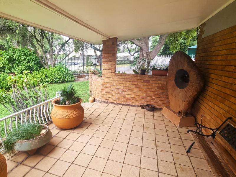 **Welcome to Your Dream Home in Protea Park, Rustenburg!** - Photo 5
