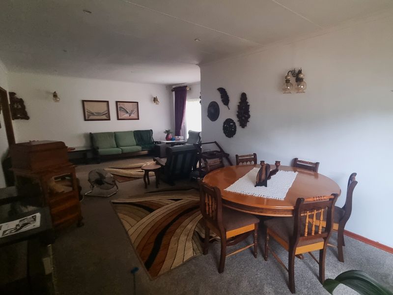 **Welcome to Your Dream Home in Protea Park, Rustenburg!** - Photo 7