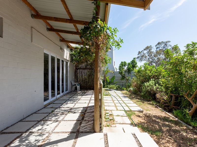 Charming Home With Endless Potential - Photo 4