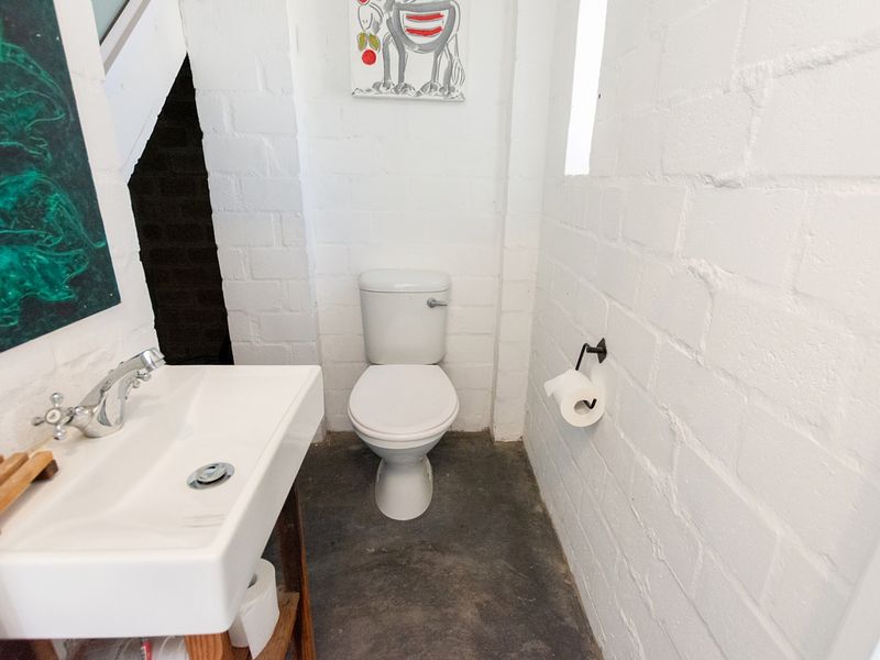 Charming Home With Endless Potential - Photo 7