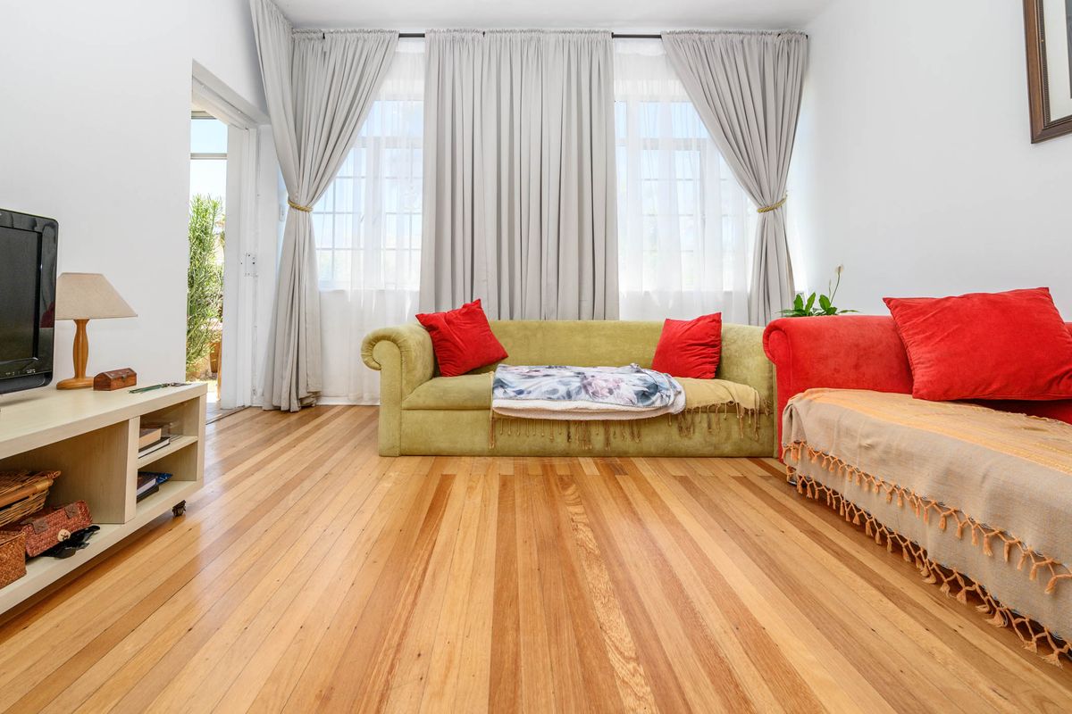 Prime Beachfront Living — Ideal investment For The Iron Man - Opposite Pollock Beach - Photo 5