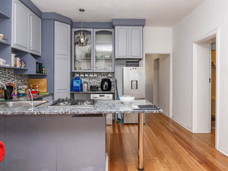 Prime Beachfront Living — Ideal investment For The Iron Man - Opposite Pollock Beach - Photo 7