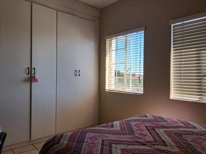 Beautiful 2-Bedroom Apartment in Cashan - Photo 10