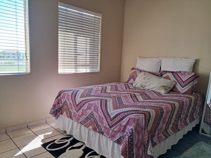 Beautiful 2-Bedroom Apartment in Cashan - Photo 9