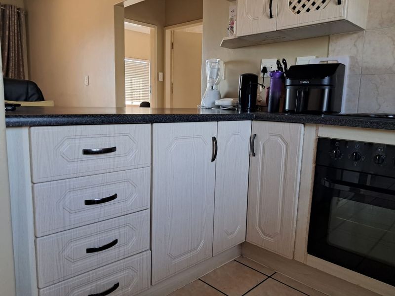 Beautiful 2-Bedroom Apartment in Cashan - Photo 4