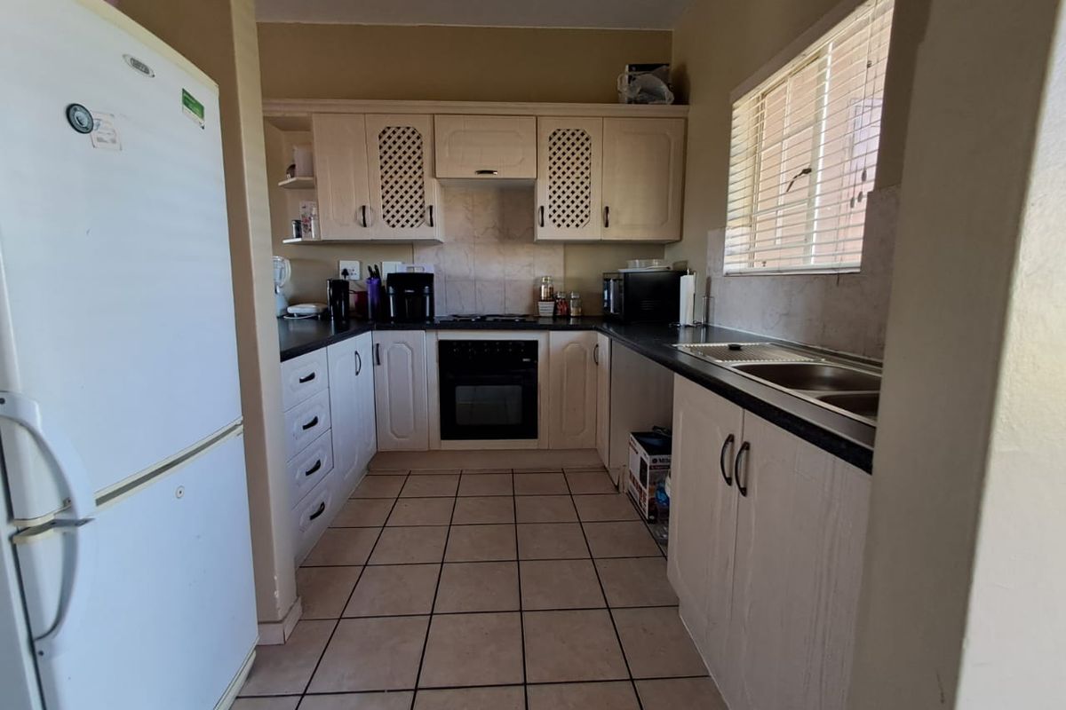 Beautiful 2-Bedroom Apartment in Cashan - Photo 2