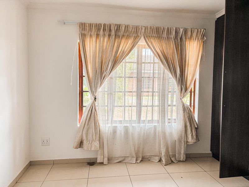 Peaceful Complex Living in Prime Hayfields Location - Photo 7