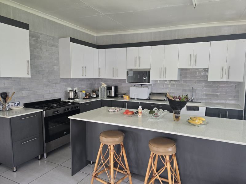 2.14 HA Smallholding - Photo 6