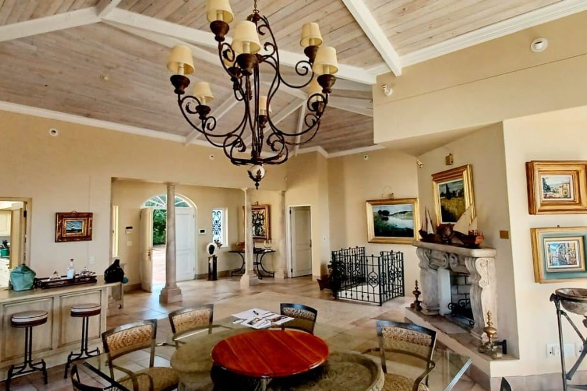 Mediterranean Home – Long-Term Coastal Living - Photo 2