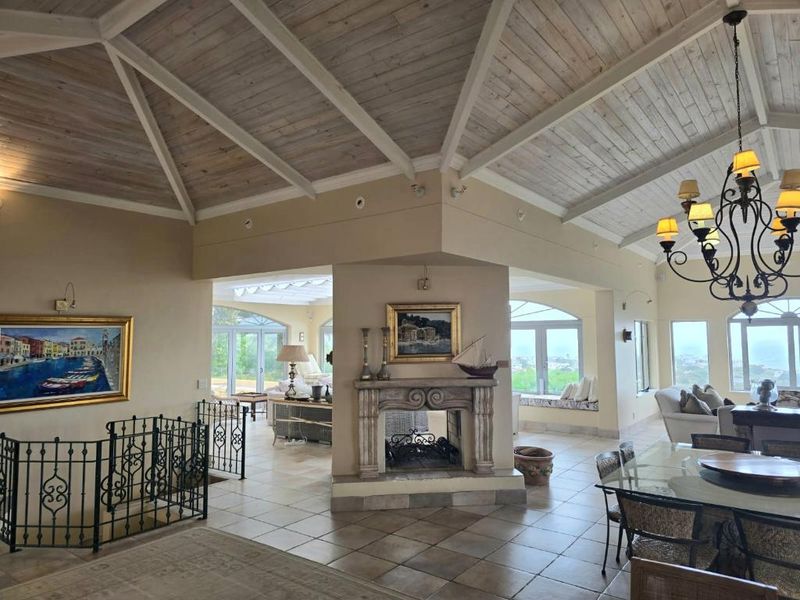 Mediterranean Home – Long-Term Coastal Living - Photo 3