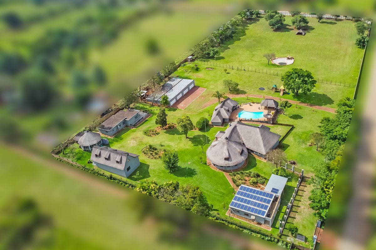 Country Living  with 5 Modern Residences on 2.2 Hectare Viewsite Plot - Protea Ridge Krugersdorp - Photo 3