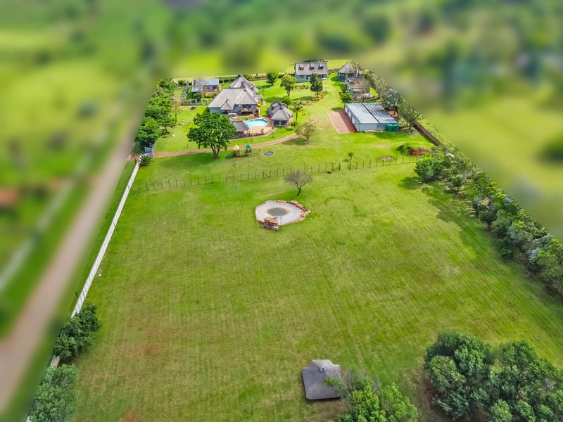 Country Living  with 5 Modern Residences on 2.2 Hectare Viewsite Plot - Protea Ridge Krugersdorp - Photo 2