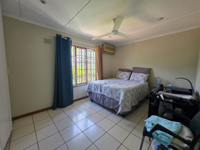 Cozy 2-Bedroom Duplex in a Secure Setting - Photo 9