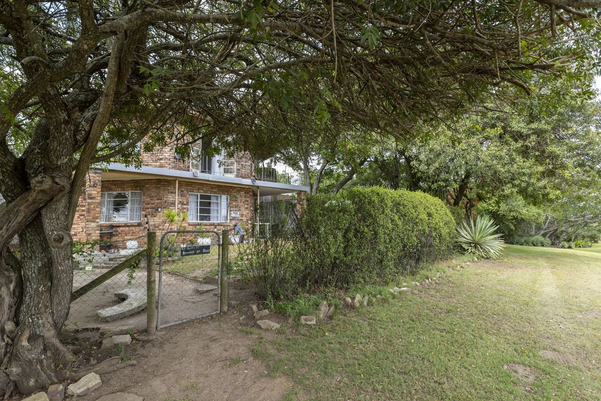 House for Sale in Bathurst - Photo 2