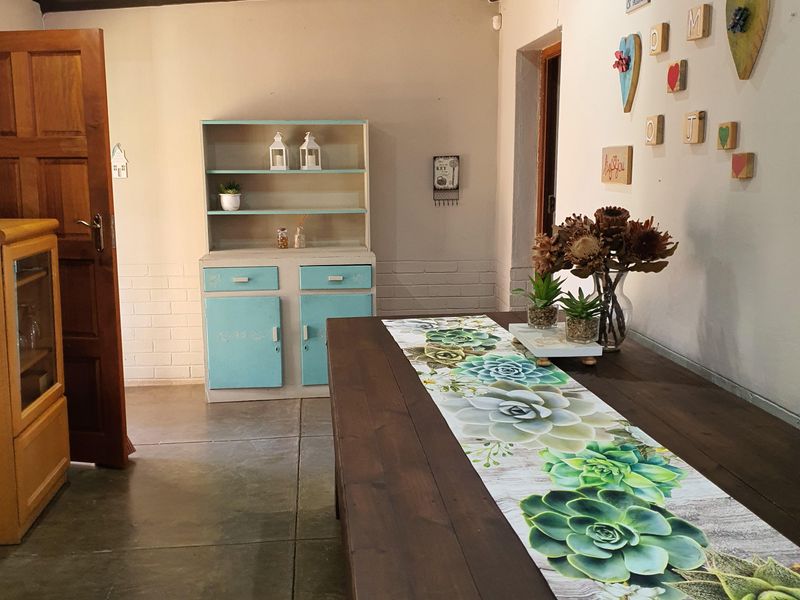 Perfect location! - Photo 9