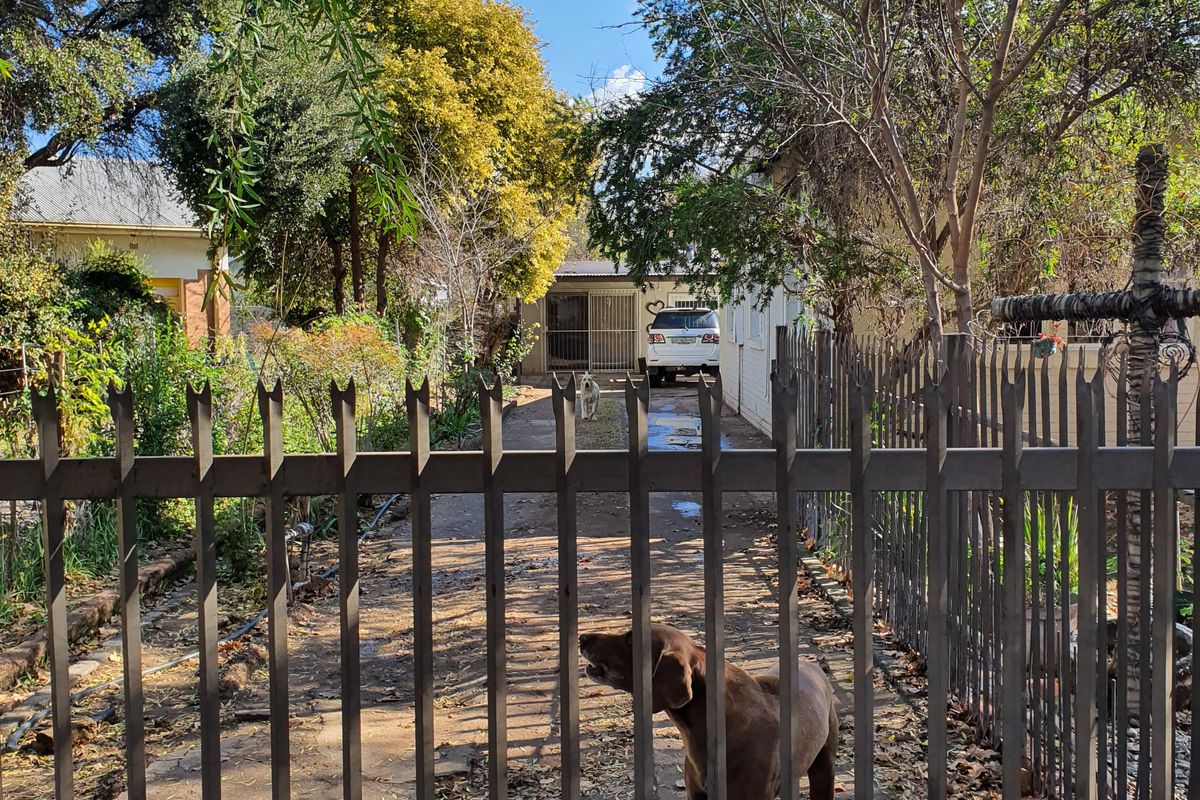 Perfect location! - Photo 4