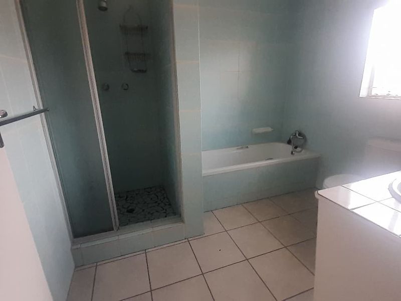 Neat as a pin 4 bedroom house for sale with flatlet - Photo 7