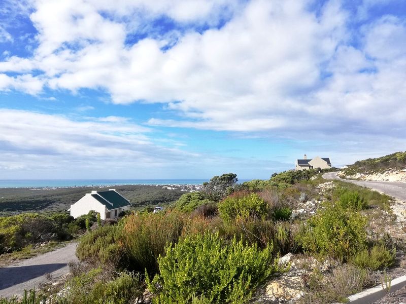 Discover Your Paradise in the L'Agulhas Nature Reserve! - Photo 10